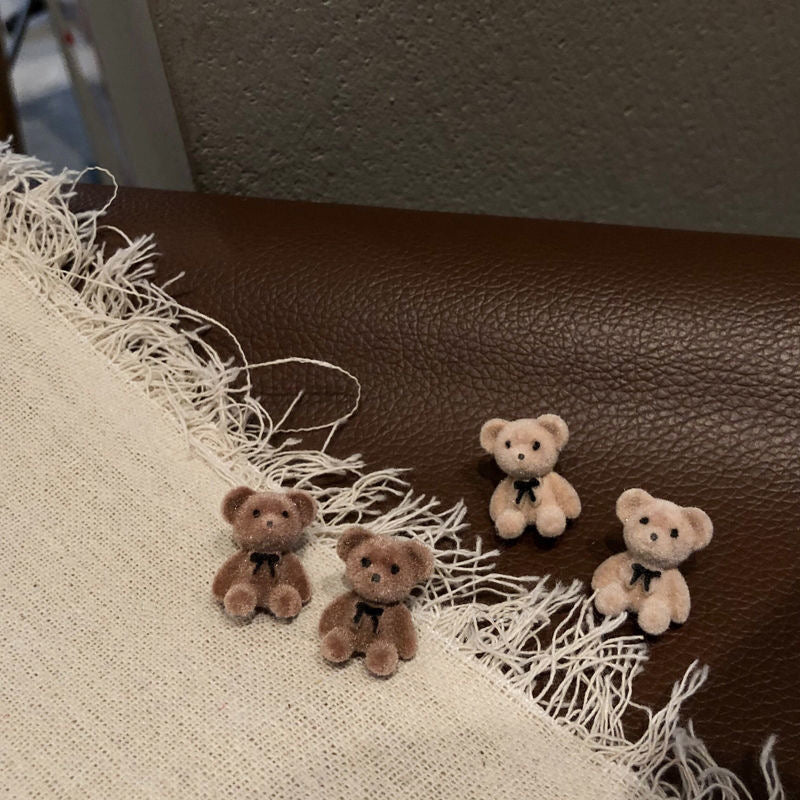 Kara Teddy Clip on Earring