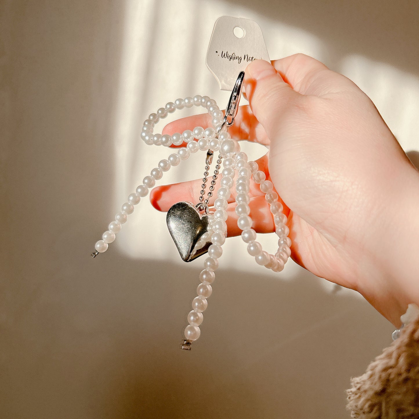 Bow beaded bag charm