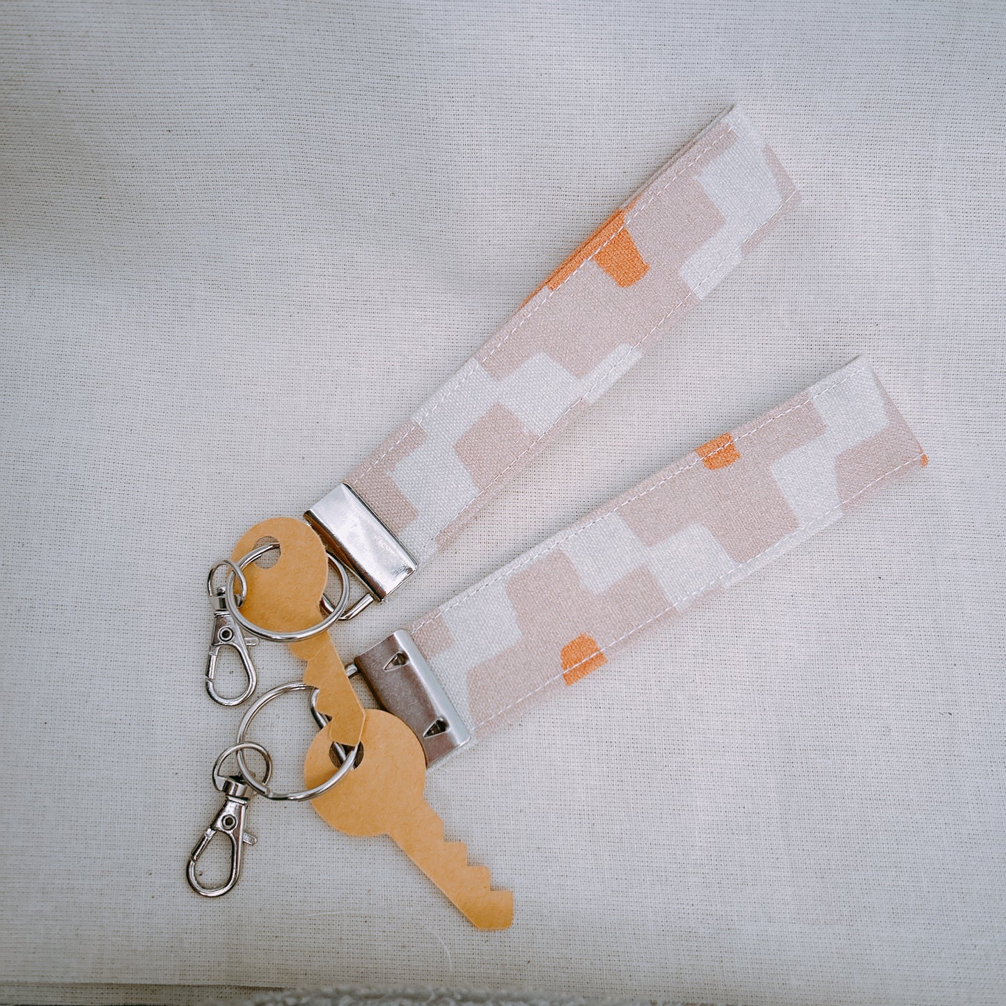 Neutral shapes key fob