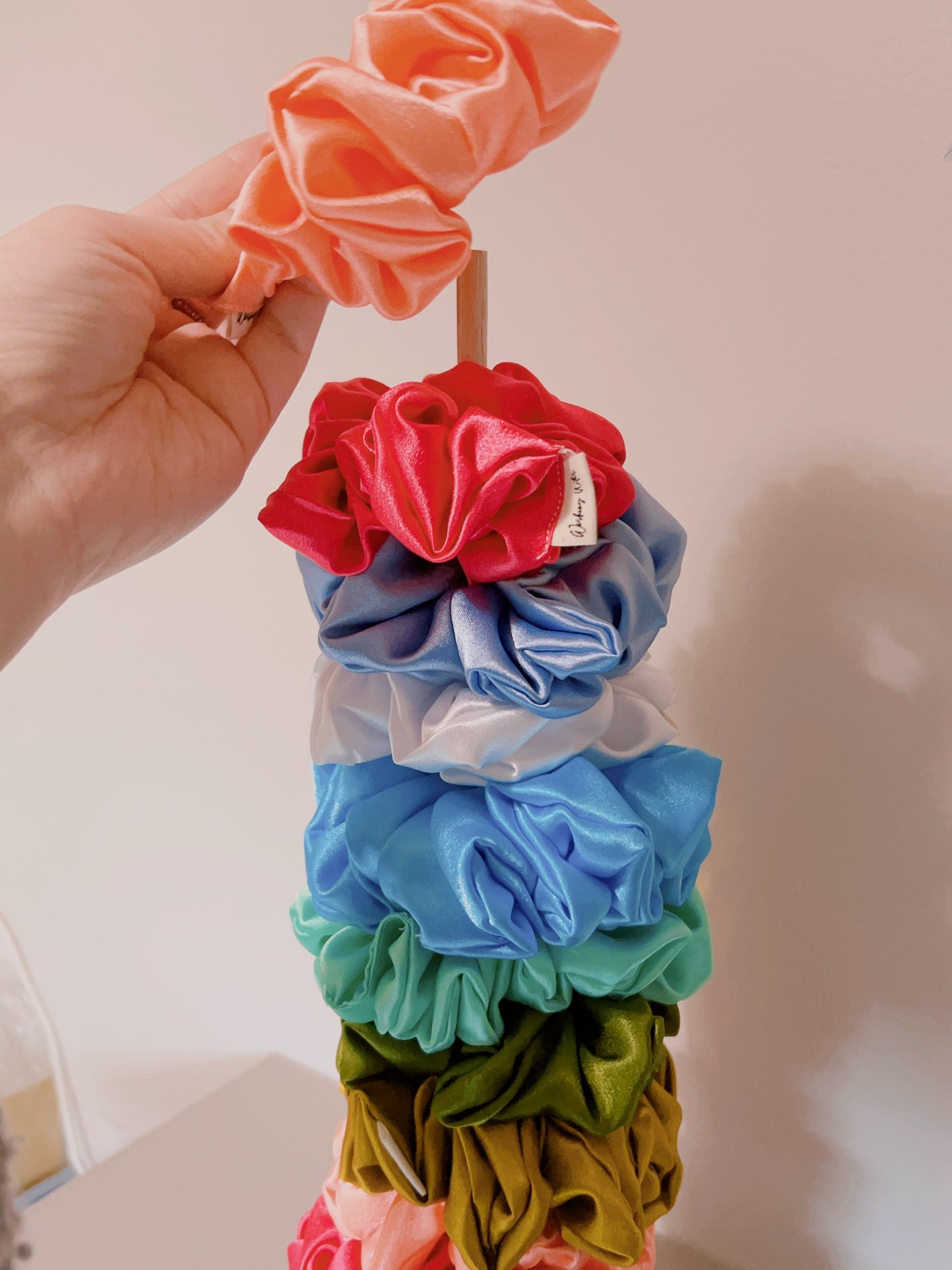 Scrunchies Holder (Acrylic)