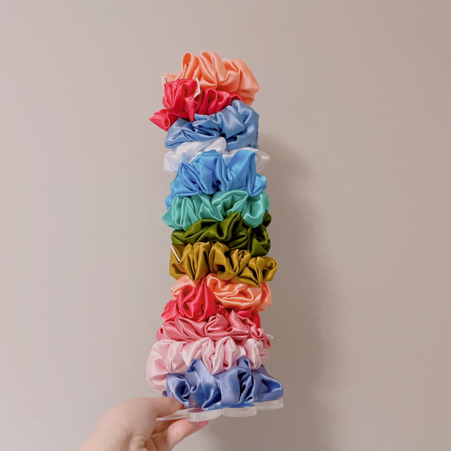 Scrunchies Holder (Acrylic)