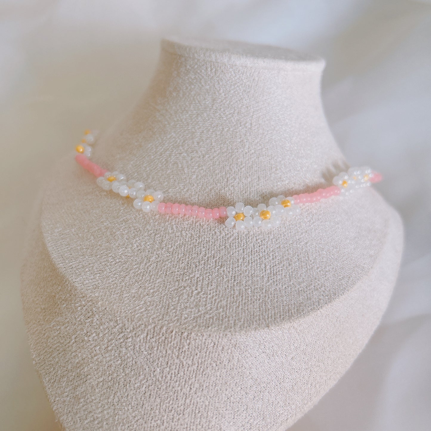 Karlie Daisy Beaded Necklace brown