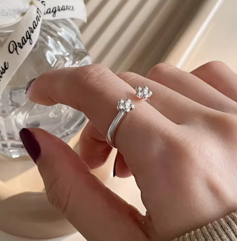 June Flower Adjustable ring
