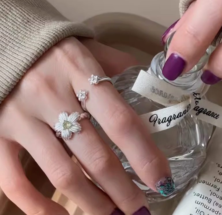 June Flower Adjustable ring