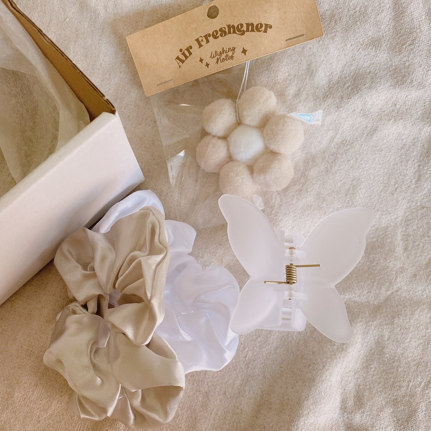WN Gift box (White)